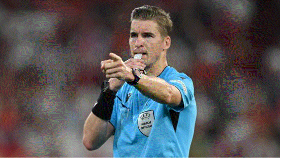 Trọng tài: người nắm giữ quyền lực của trận đấu